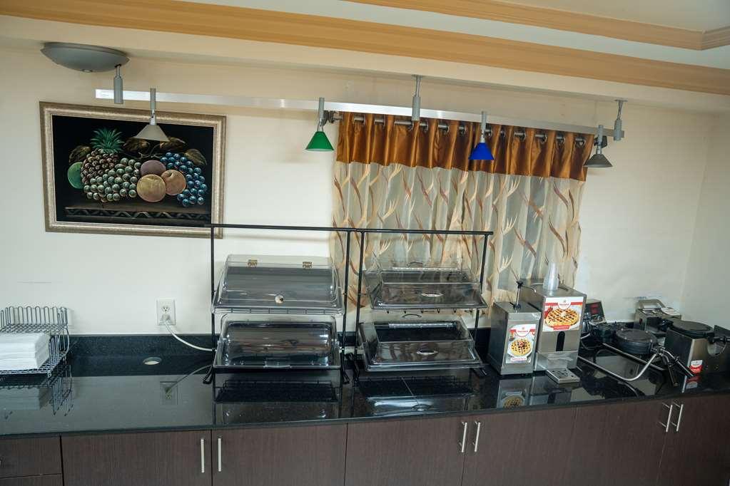 Americas Best Value Inn Fort Myers Restaurant photo