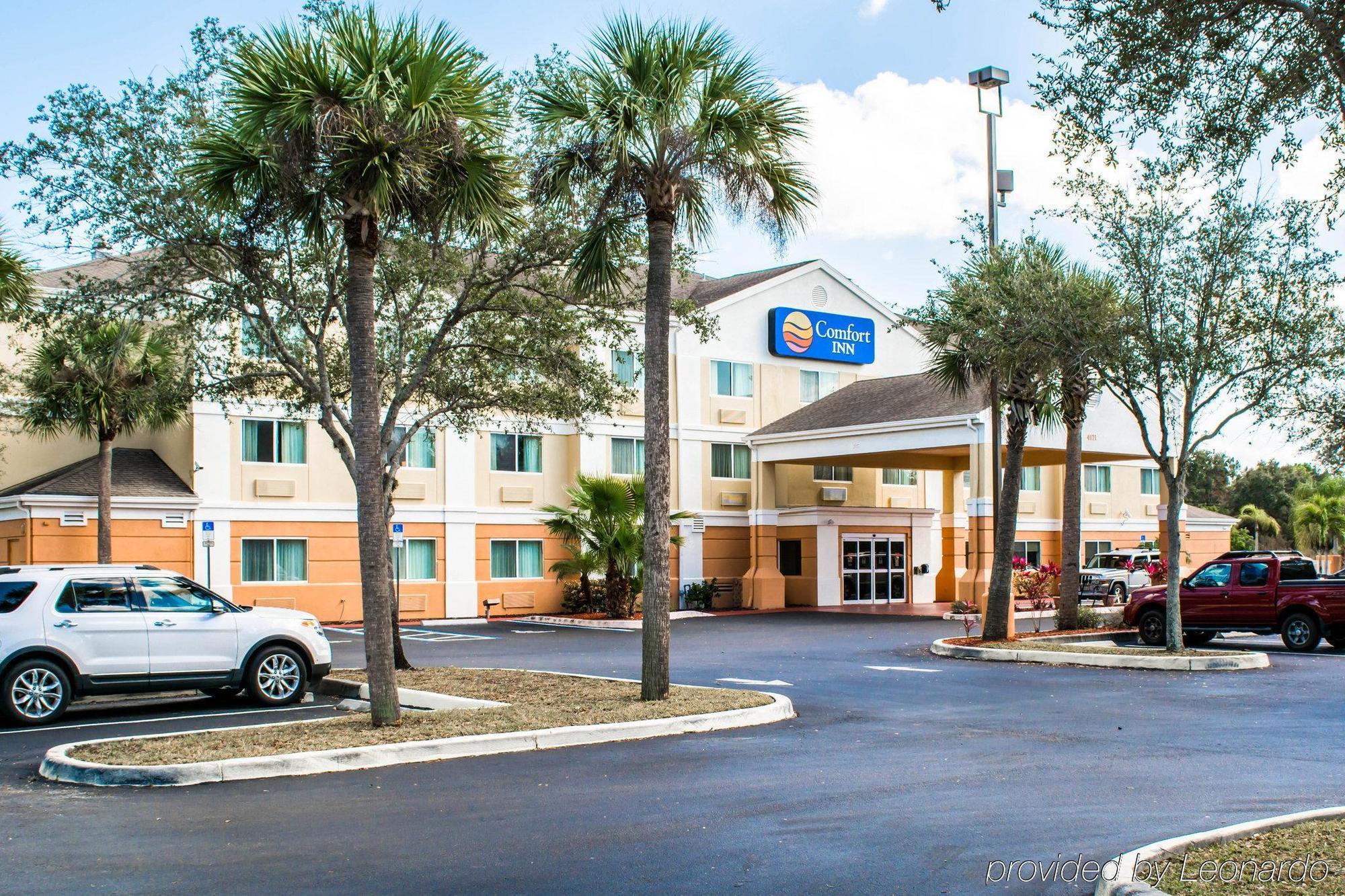 Americas Best Value Inn Fort Myers Exterior photo