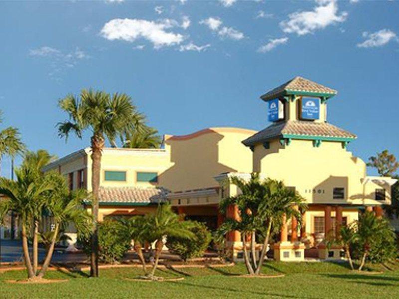 Americas Best Value Inn Fort Myers Exterior photo