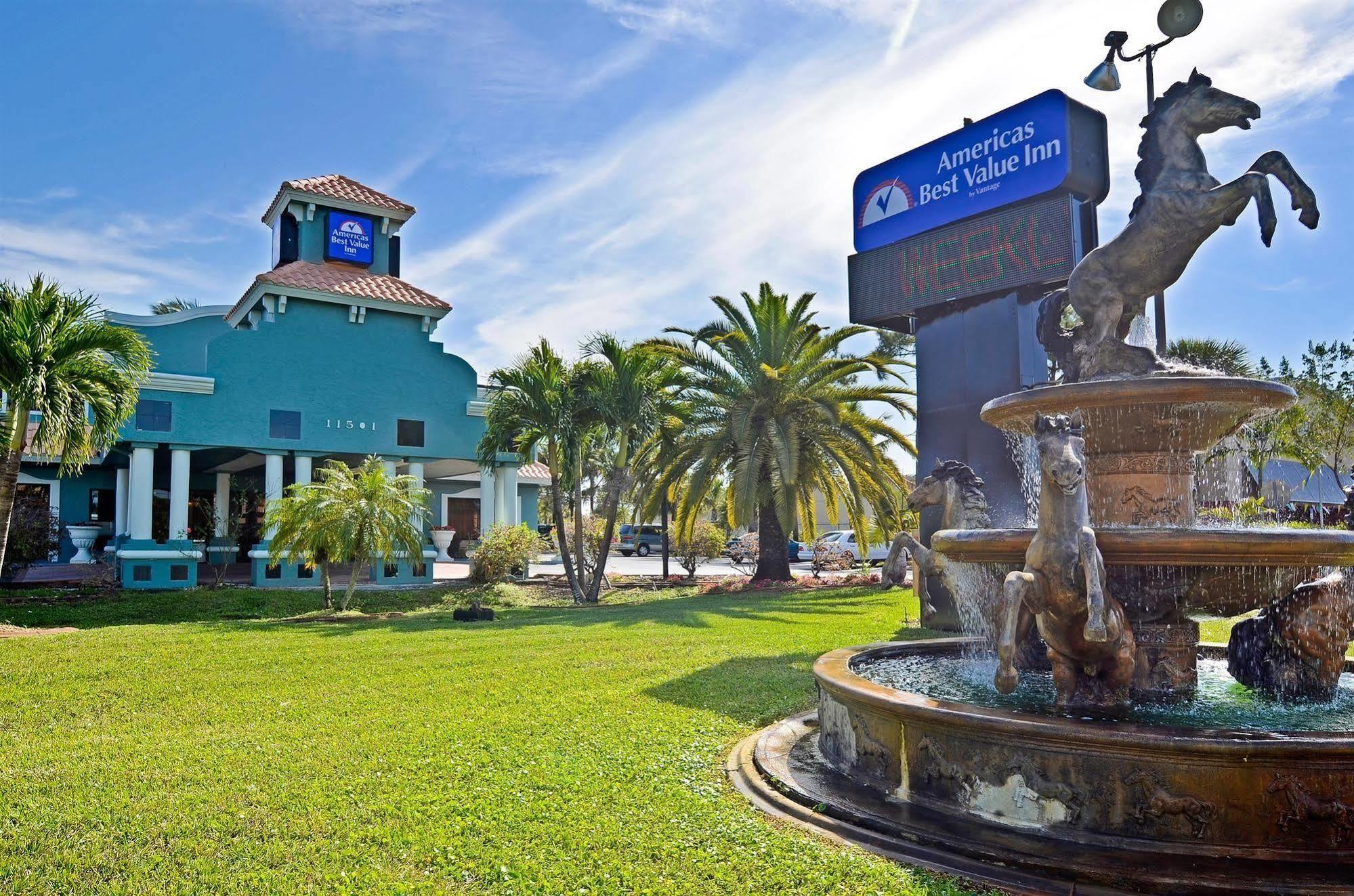 Americas Best Value Inn Fort Myers Exterior photo