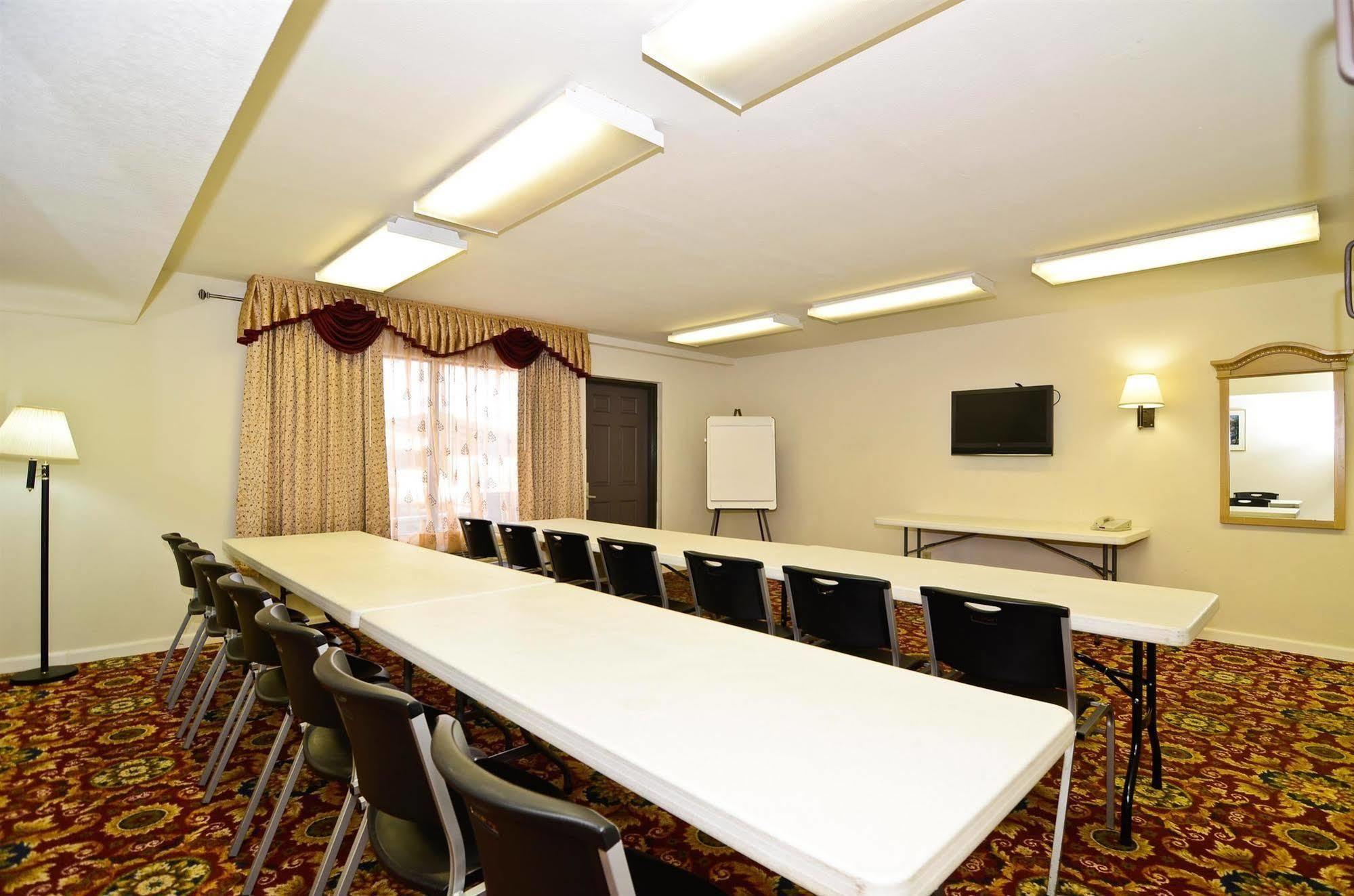 Americas Best Value Inn Fort Myers Business photo